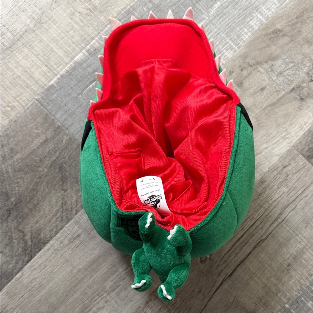 Jurassic Park Dinosaur Plush hat - Picture 3 of 4
